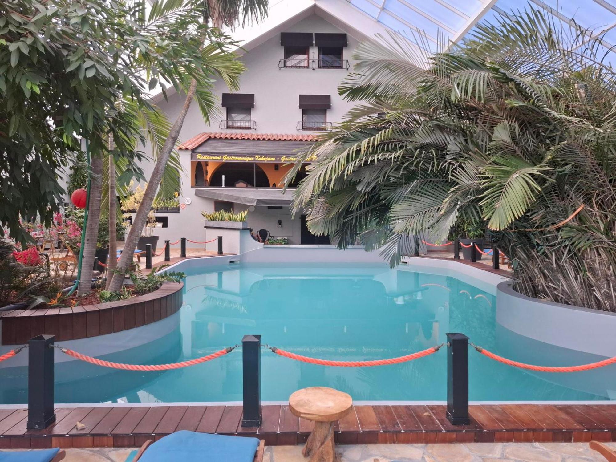דורבורי Tropical Hotel מראה חיצוני תמונה
